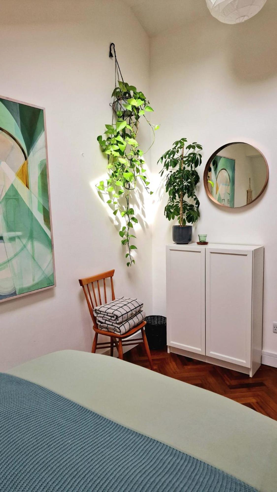 Charming Bedroom In Artist Studio * Londra